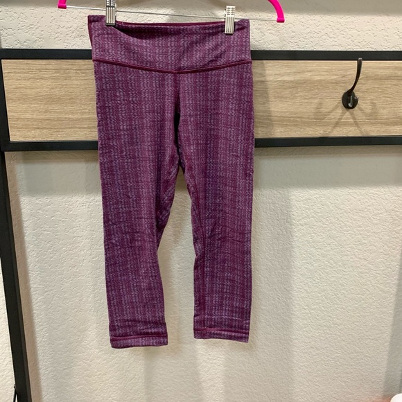 Lululemon leggings - Picture 1 of 3